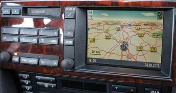 BMW MK2 z monitorem kolorowym Tłumaczenie nawigacji - Polskie menu
